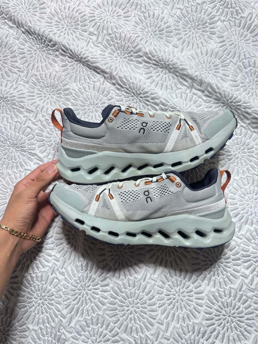 On Cloudsurfer Trail Men's 9.5 Gray Orange Shoes - Picture 2 of 11